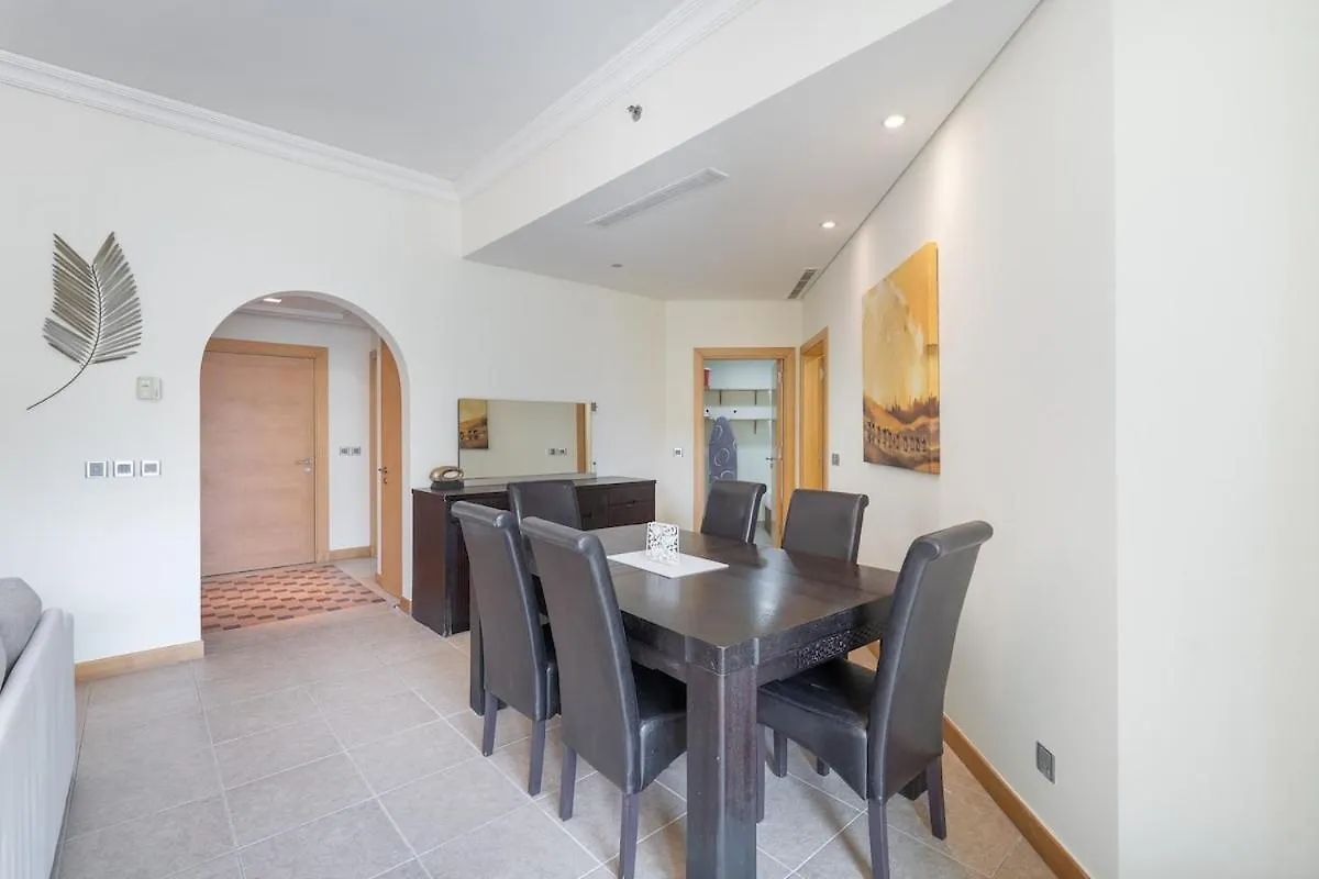 Elegant 3Br Apartment Near Beach In Palm Jumeirah Dubai 0*,  United Arab Emirates