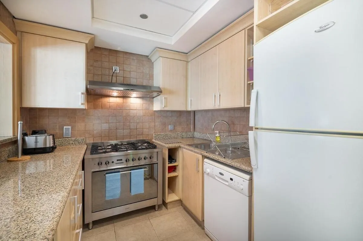 דובאי Elegant 3Br Apartment Near Beach In Palm Jumeirah איחוד האמירויות הערביות